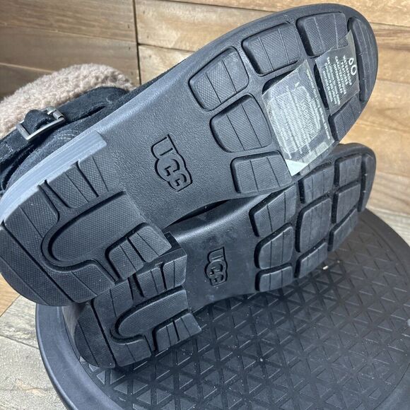 UGG Womens Sz 5 Harrison Cuff Waterproof Boots Black Suede Buckle 1120773 - Picture 7 of 10